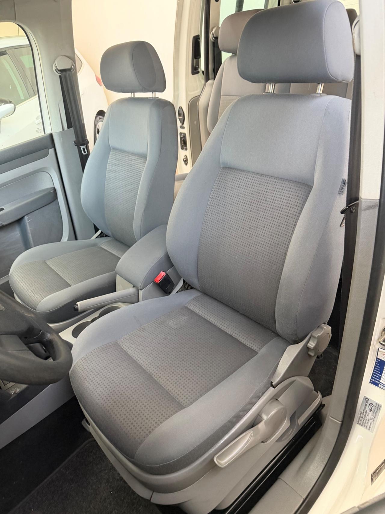 Volkswagen Caddy 1.6 BENZINA 7POSTI