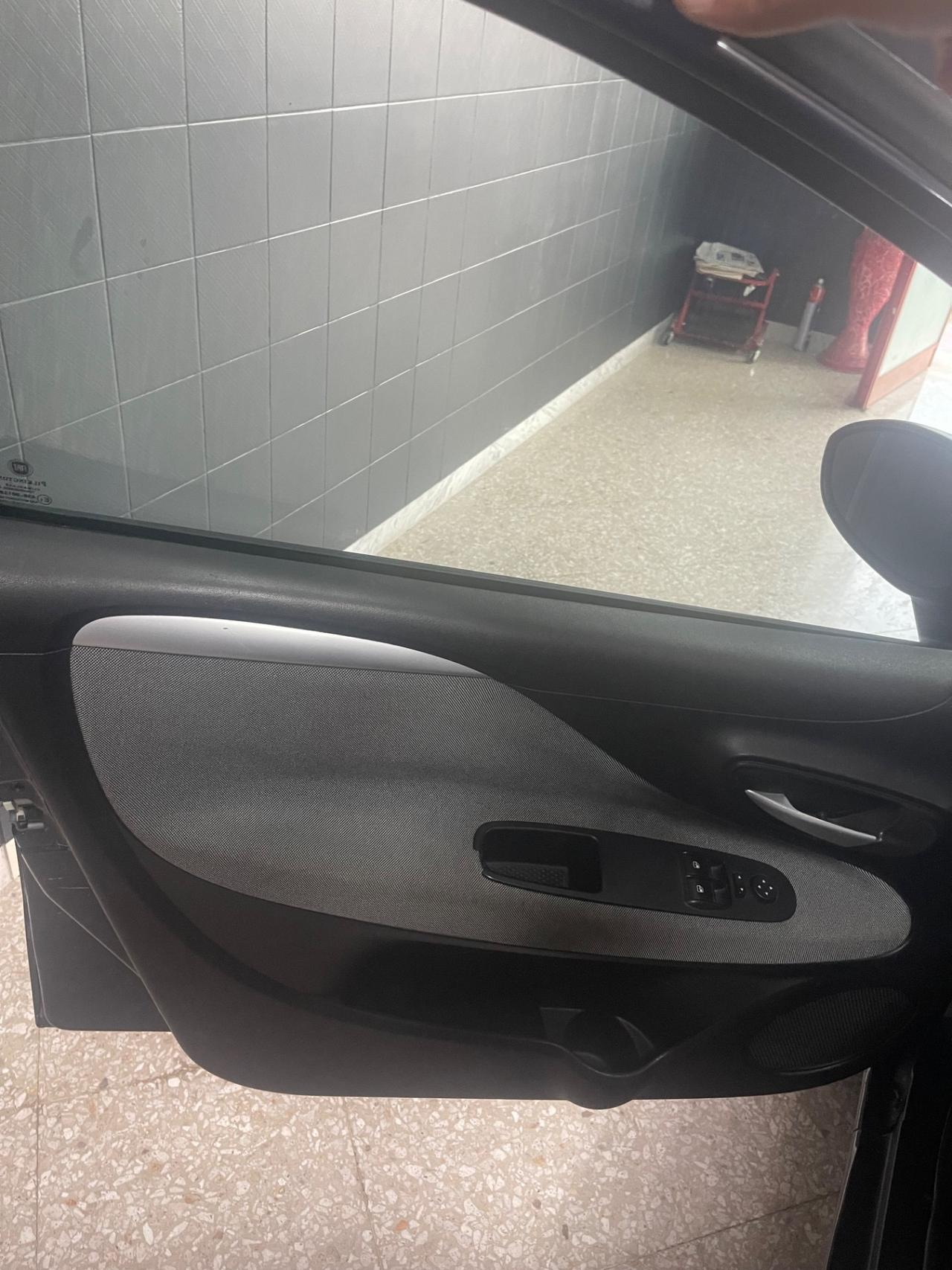 Fiat Punto Evo 1.3 Mjt 75 CV 5 porte Dynamic