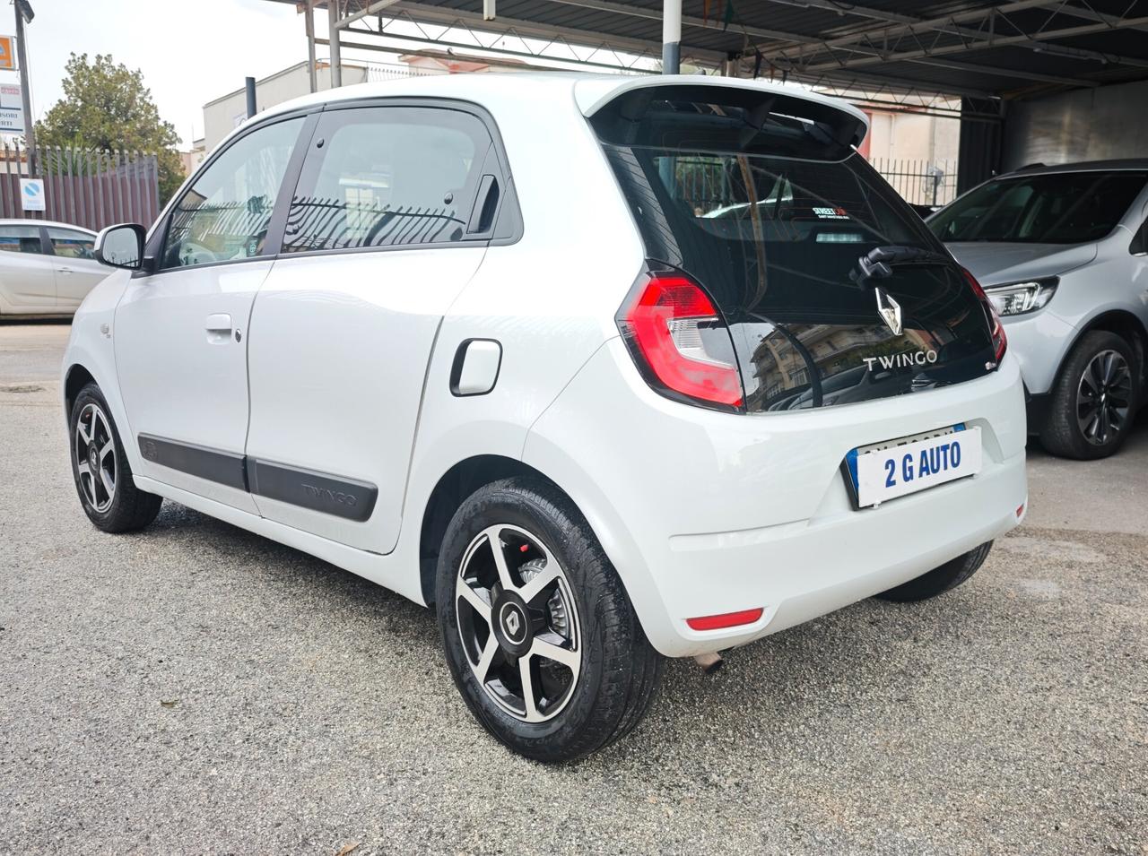 Renault Twingo SCe 75cv con block shaft 30.000km