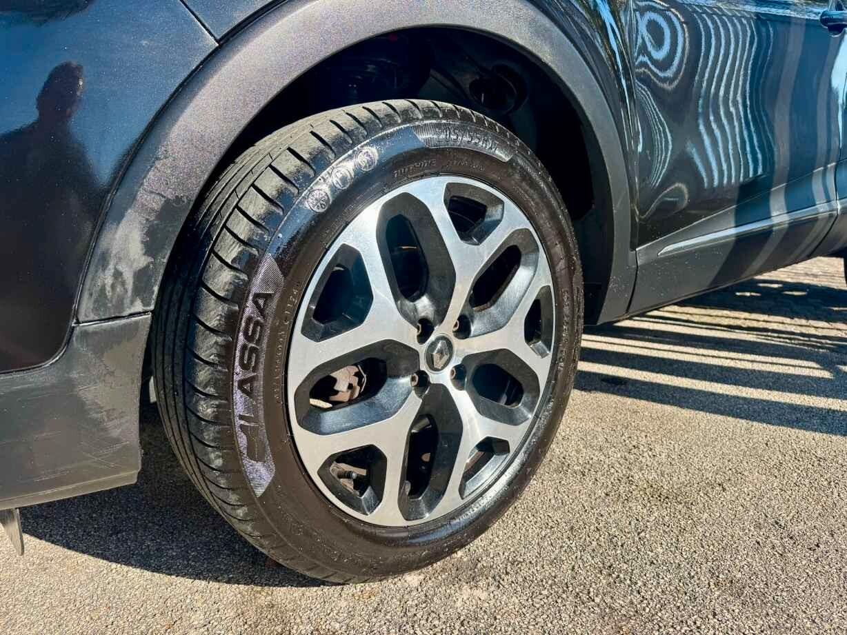 RENAULT CAPTUR 1.5 dCi 110 CV *FARI FULL LED