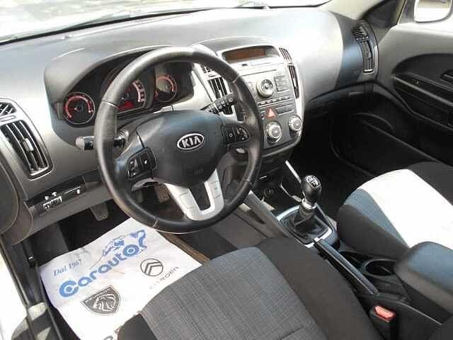 Kia Ceed 1.6 CRDi VGT 90CV 5p. Platinum