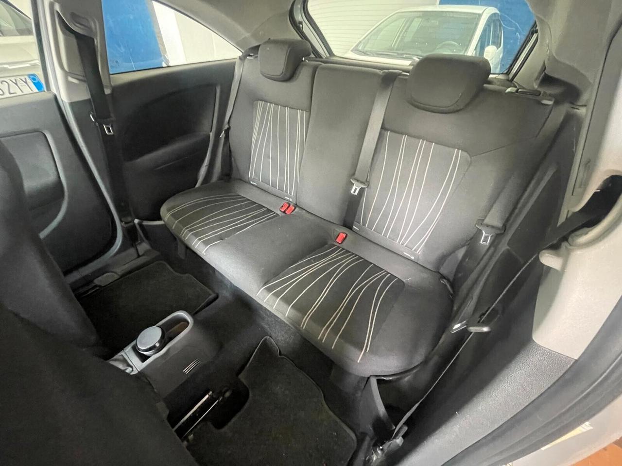 Opel Corsa 1.0 12V 3 porte