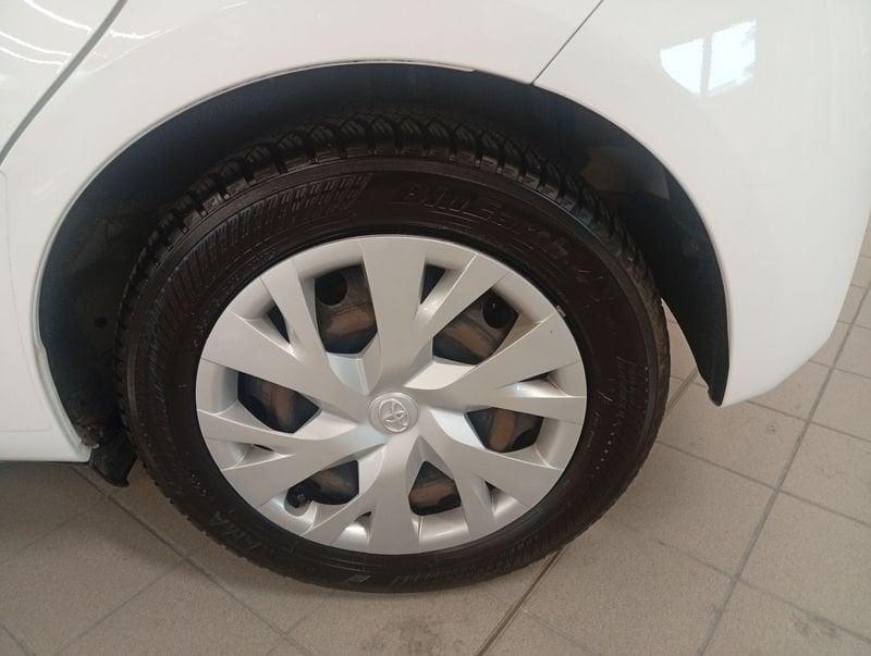 Toyota Yaris Yaris 1.5 Hybrid 5 porte Active