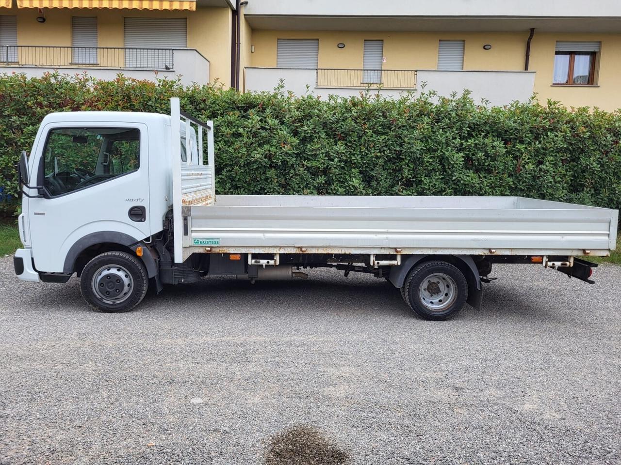 Nissan Cabstar FISSO 100000km
