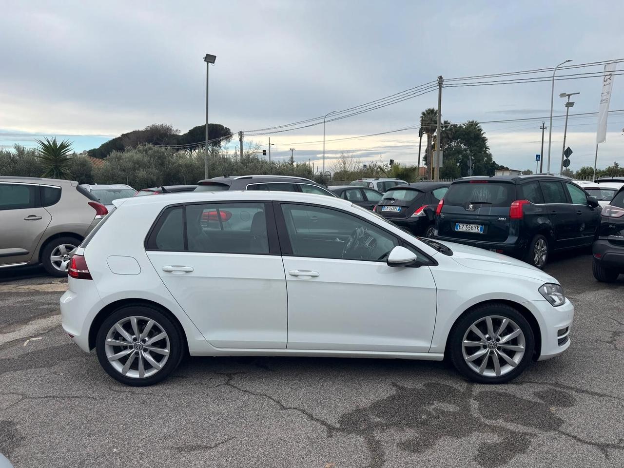 Volkswagen Golf 7 1.6 TDI 110CV DSG 5P HIGHLINE BMT 2016