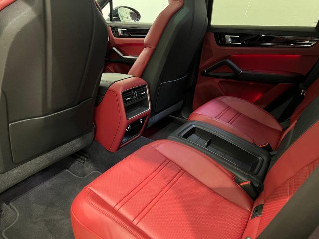 PORSCHE Cayenne Coupé 3.0 E-Hybrid IVA ESPOSTA