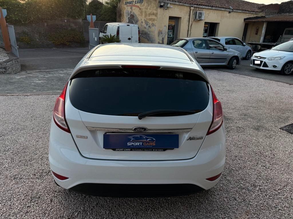 Ford Fiesta 1.5 TDCi 75CV 5 porte Titanium
