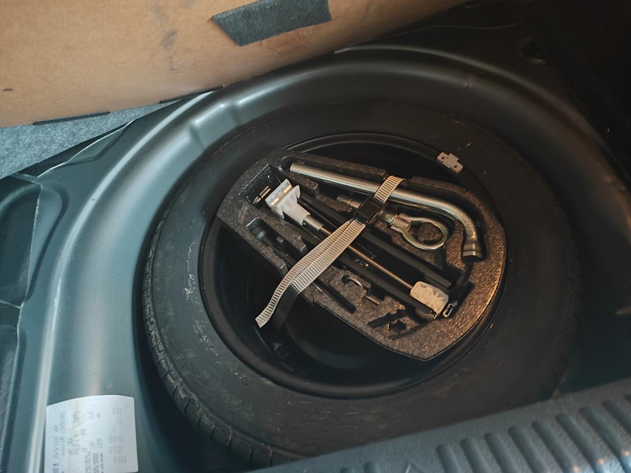 Volkswagen Polo 1.4 5 porte Highline