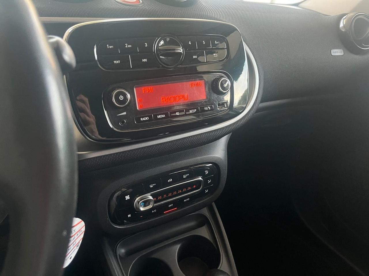 Smart ForFour 1.0 71cv Prime AUT. NEOPATENTATI SOLI 65.000KM!