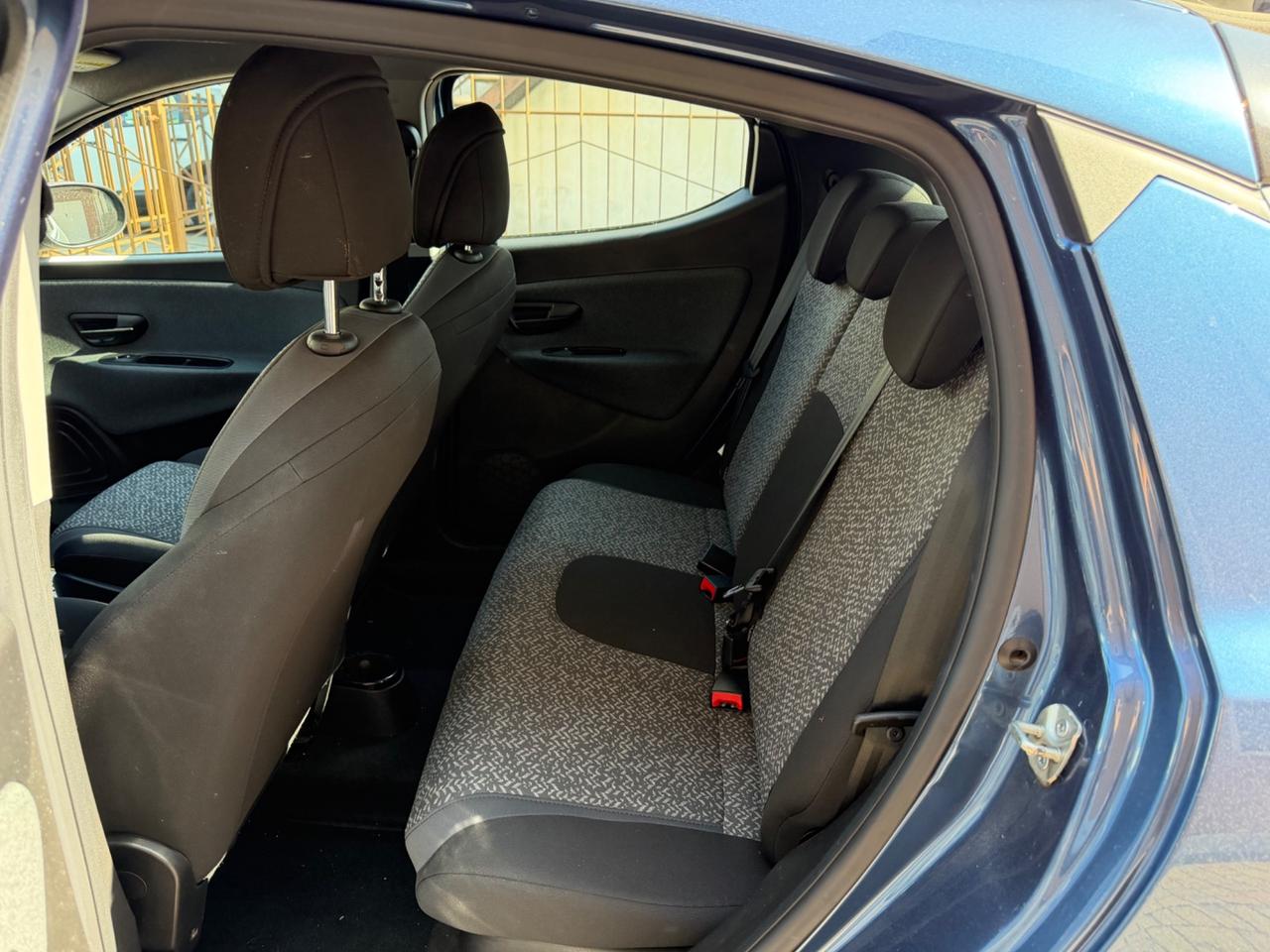 Lancia Ypsilon Noleggio