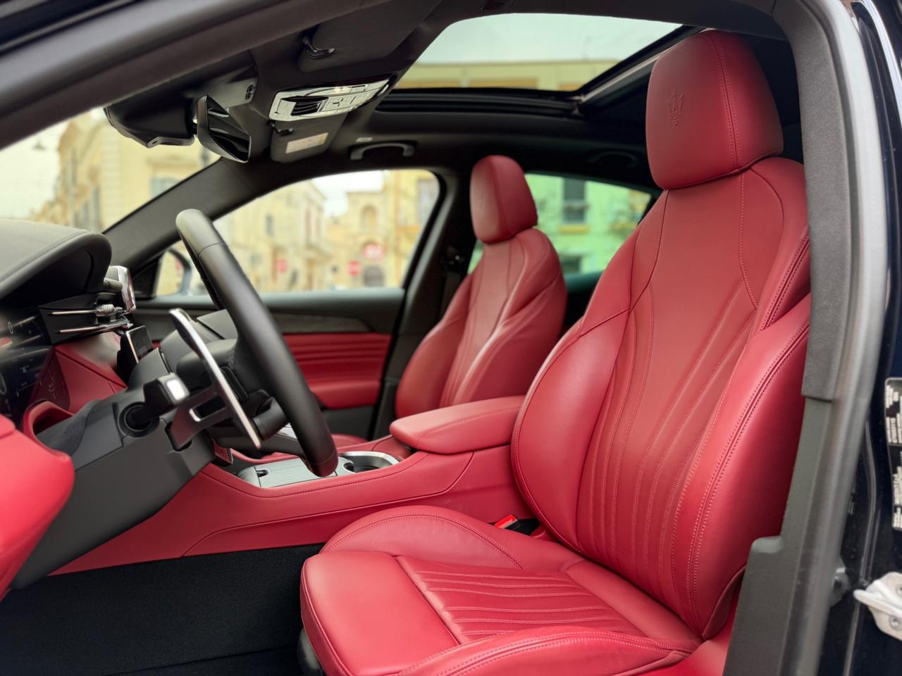 Maserati Grecale 2.0 MHEV 330 CV AWD MODENA TETTO LED