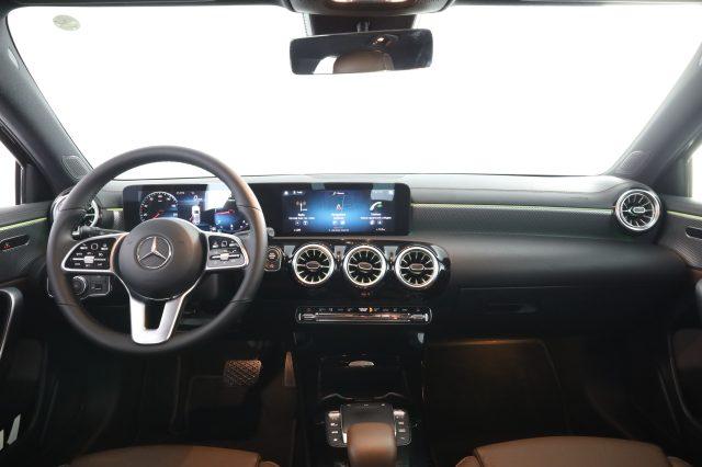 MERCEDES-BENZ A 180 A 200 d Automatic Sport