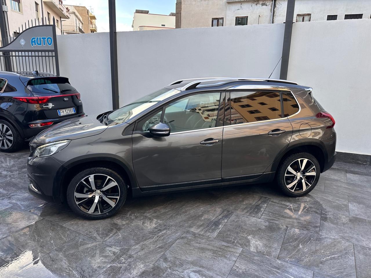 Peugeot 2008 BlueHDi 120 S&S Allure