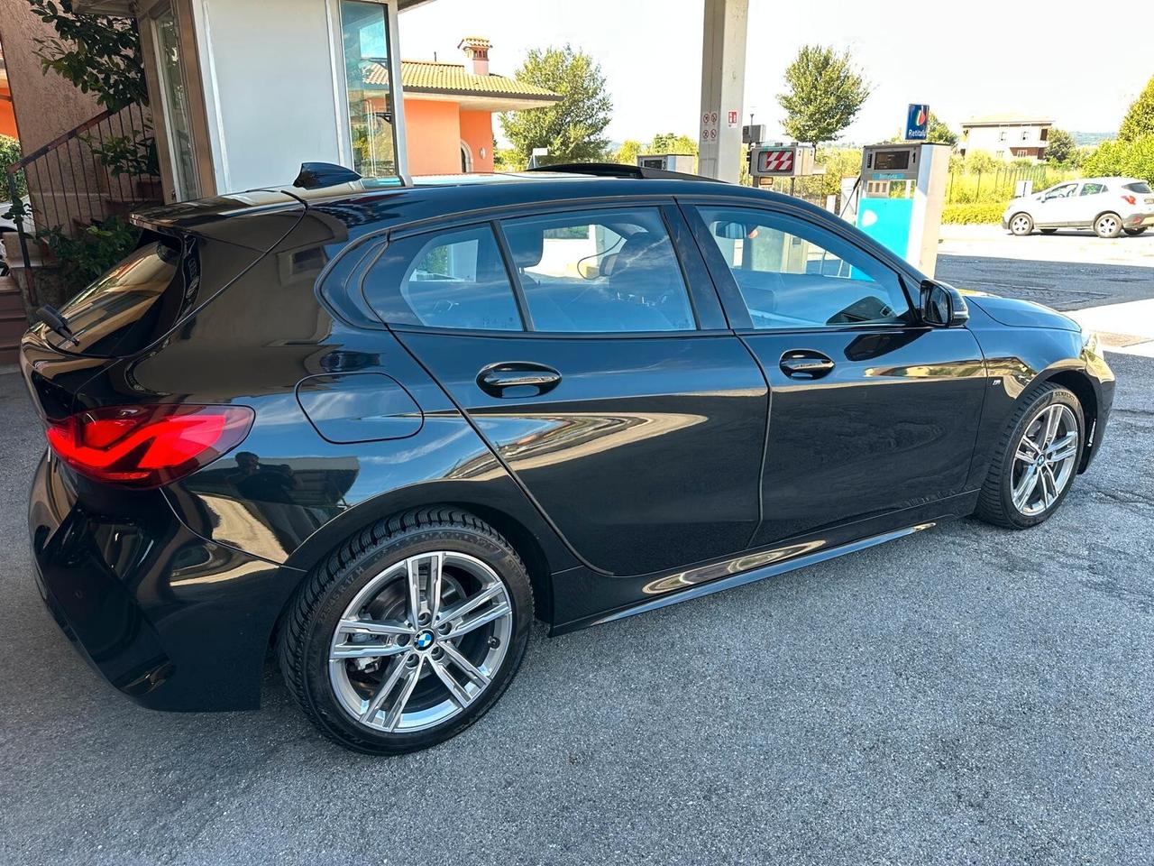 BMW 116 Serie 1 F40 116i Msport Exterior ok neopatentati