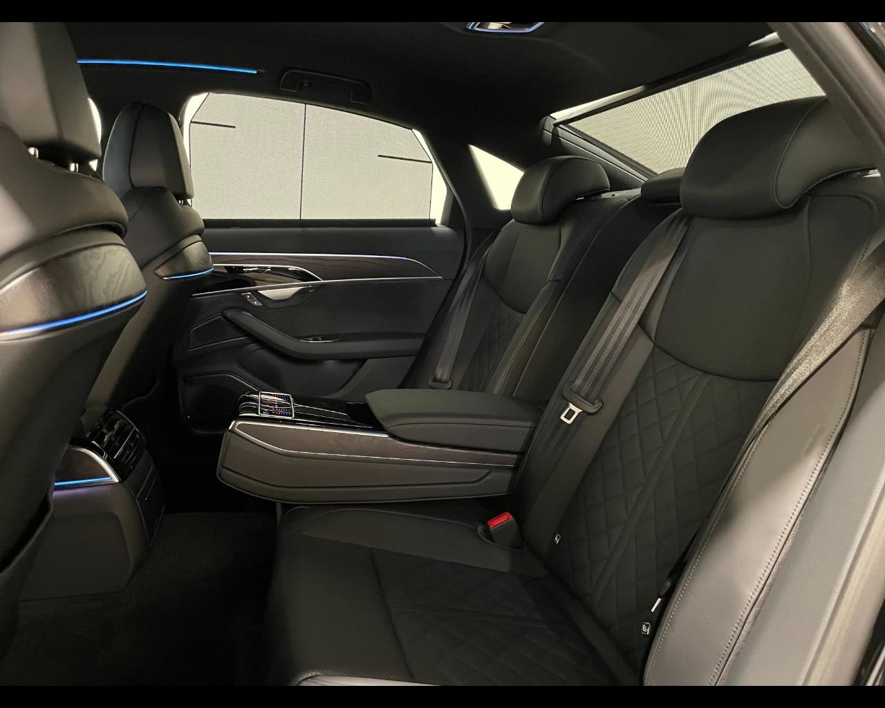 AUDI A8 60 TFSIe QUATTRO TIPTRONIC