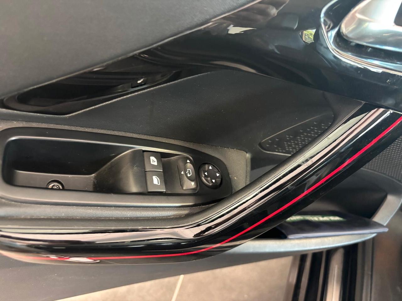 PEUGEOT 208 ANNO 2017 BZ 1.2 GT LINE ADATTA NEOPATENTATI KM 134 MILA