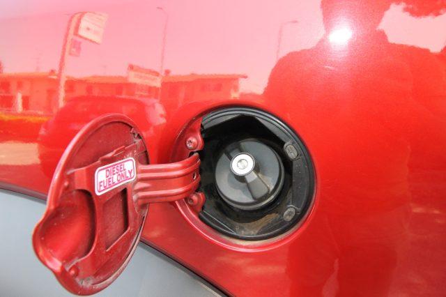 DODGE Nitro 2.8 CRD DPF 4WD GANCIOTRAINO