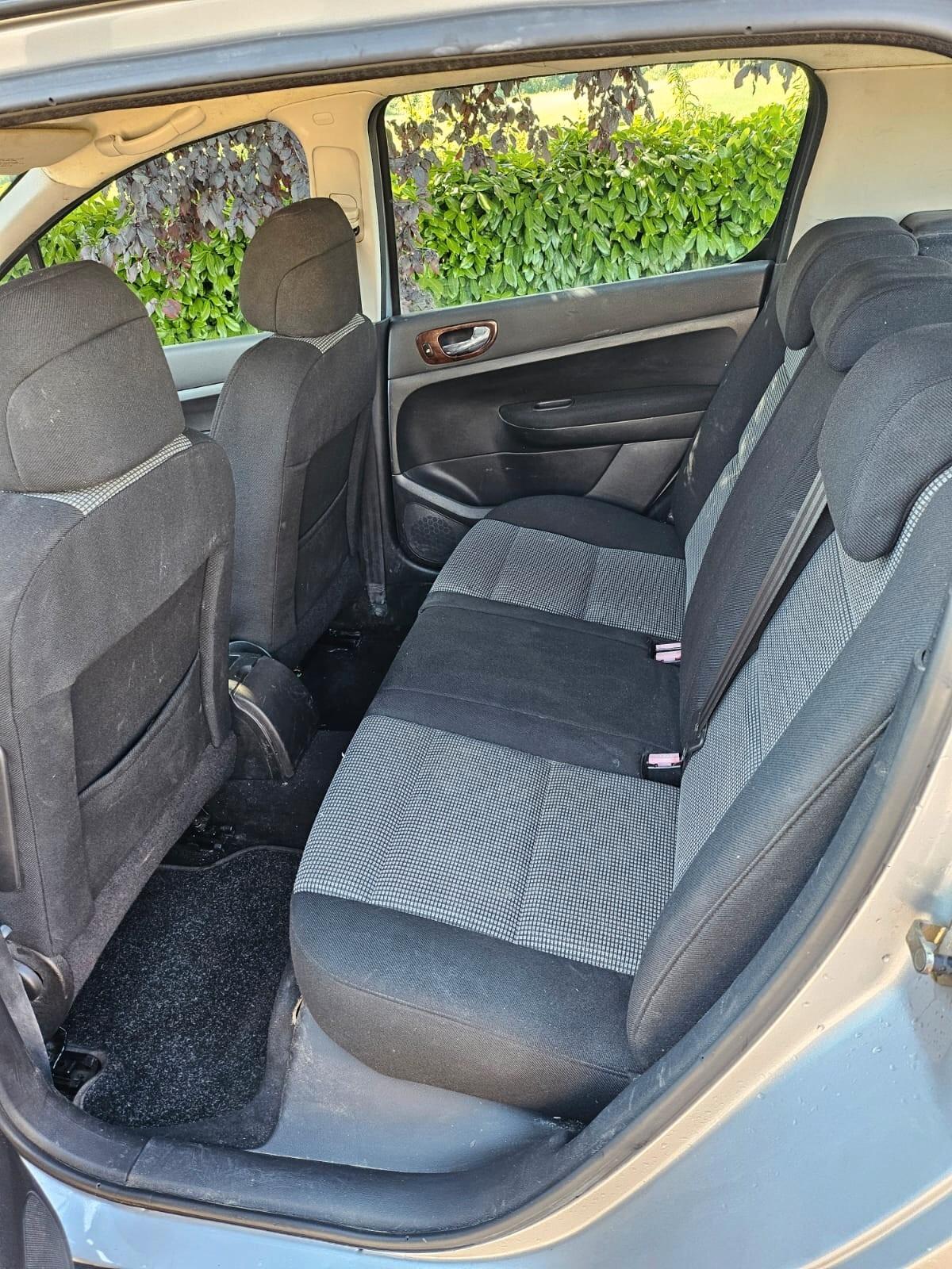 Peugeot 307 2.0 HDi 5p. XR