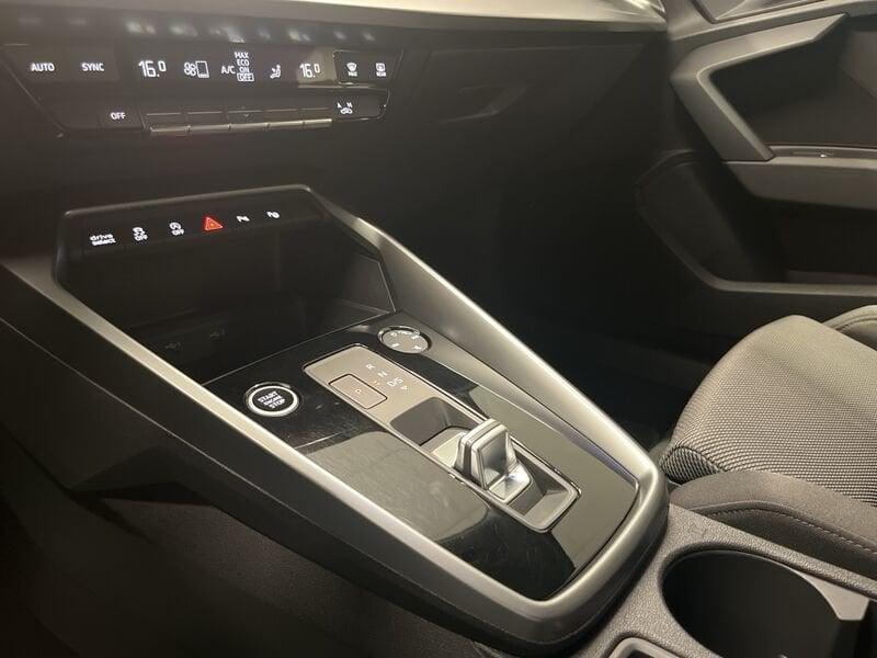 Audi A3 SPORTBACK 35 TDI S LINE S TRONIC