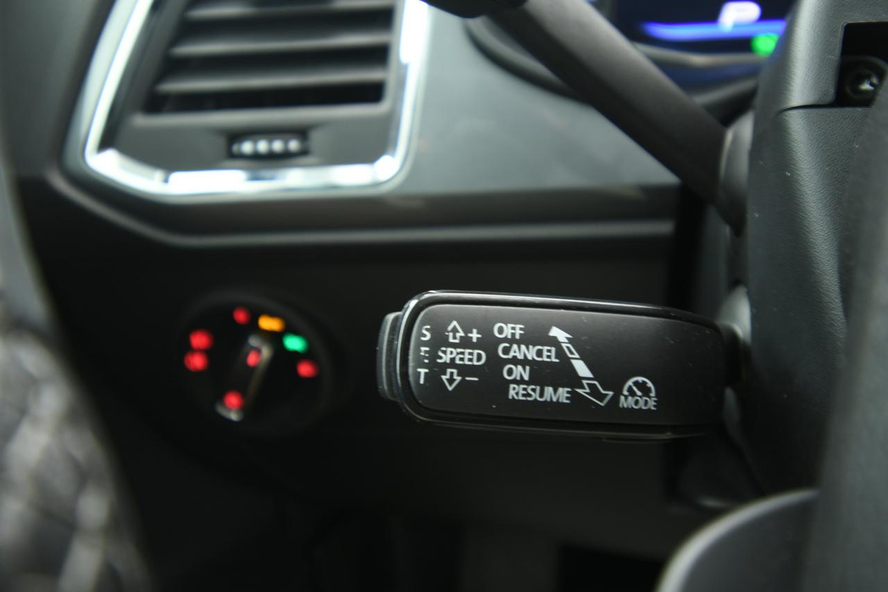 SEAT Ateca 1.6 tdi Business dsg NEOPATENTATI+CAMERA+ACC