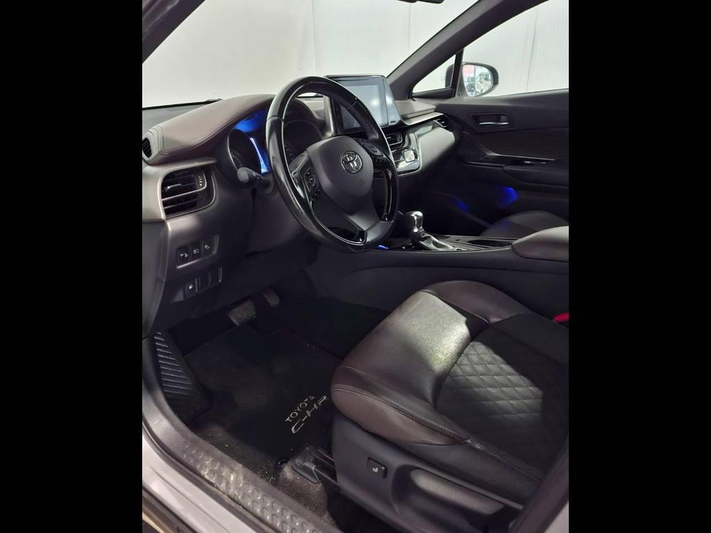 Toyota C-HR 5 Porte 1.8 Hybrid Style 2WD E-CVT