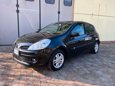 Renault Clio 1.2 16V 5 porte Le Iene