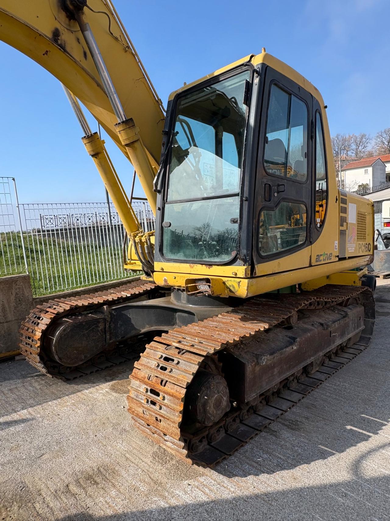 Escavatore Komatsu PC160
