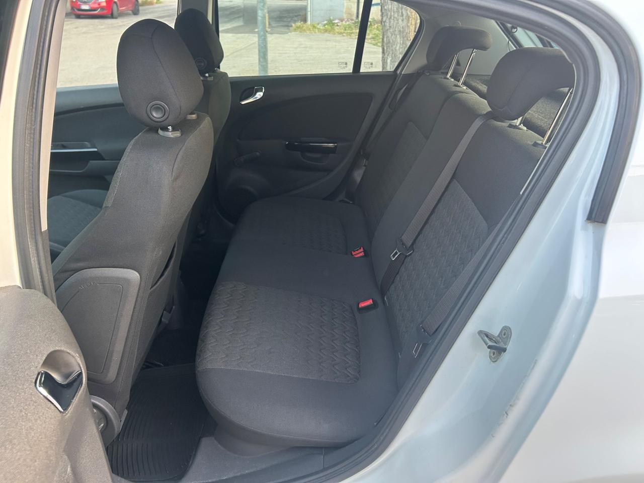 Opel Corsa 1.3 CDTI 75 2013