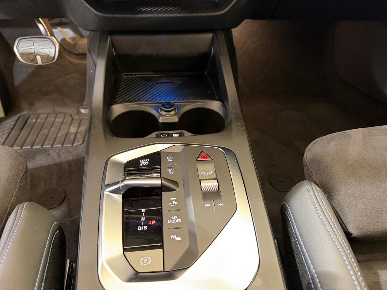 BMW 118 d MSport Pro auto "CORNICE GRIGLIA ILLUMINATA"