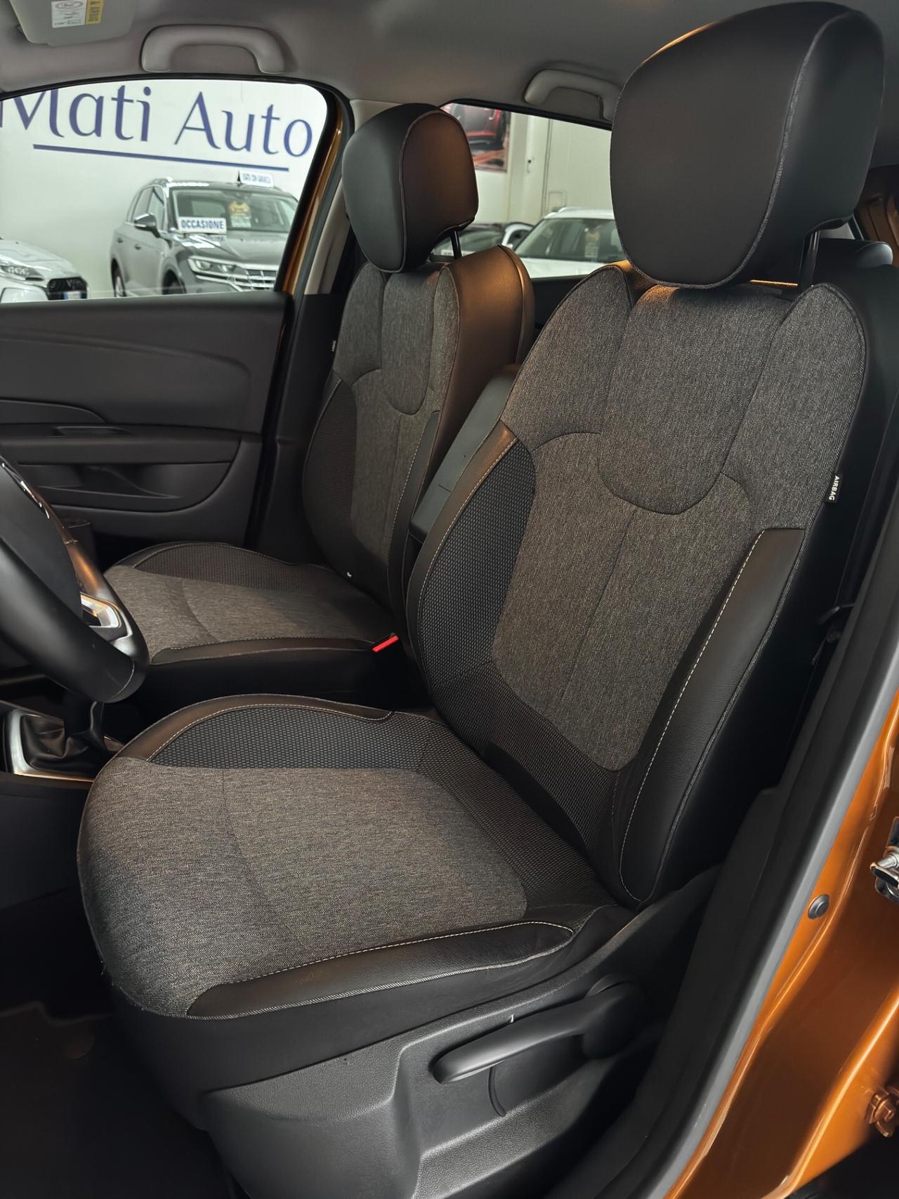 Renault Captur TCe 12V 90 CV Business