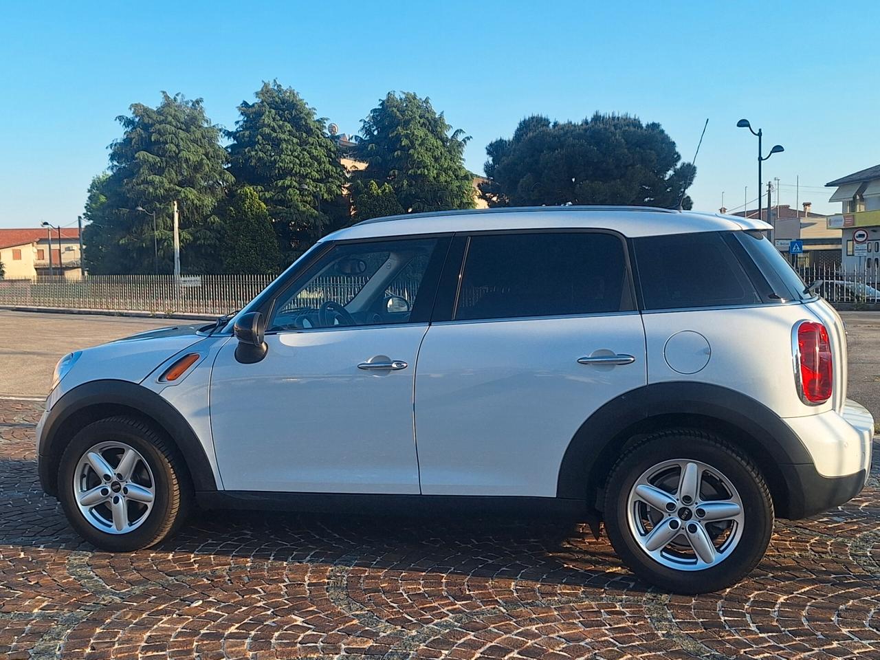 Mini Cooper D Countryman Mini 1.6 Cooper D Countryman ALL4