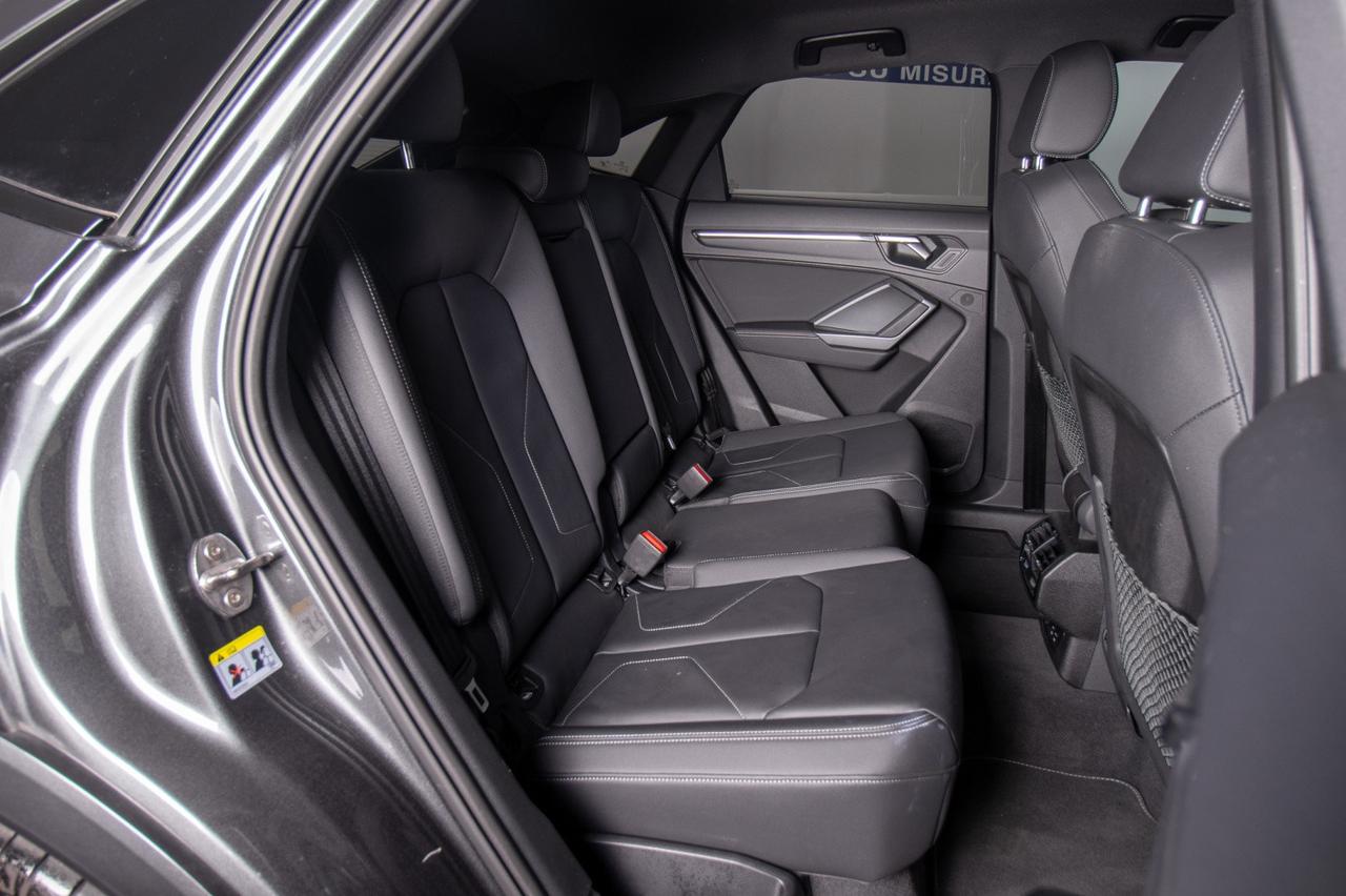 Audi Q3 Sportback 35 Tdi S Line Black Line S-tronic 150cv