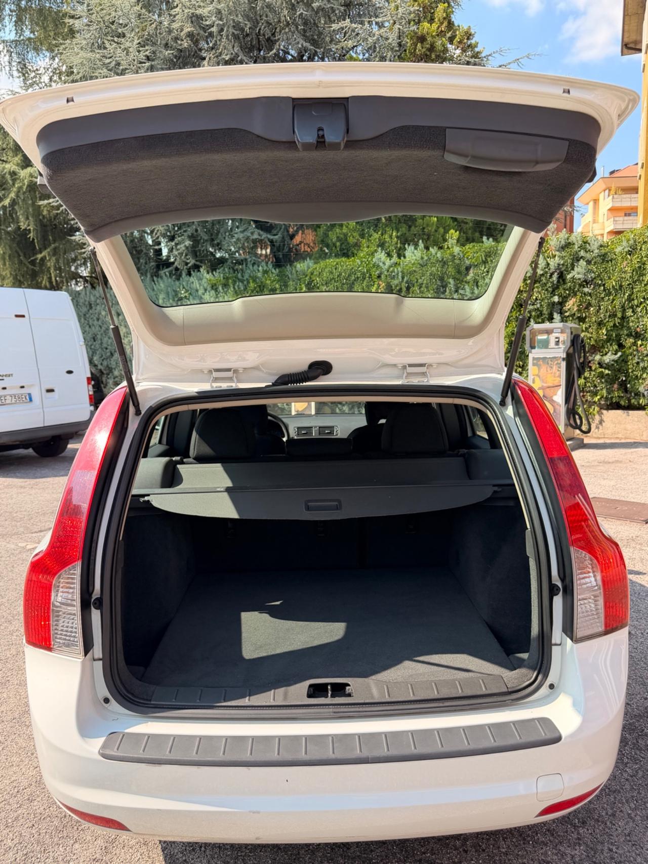 Volvo V50 1.6D 2011 km188mila o.k. neopatentati pronto uso