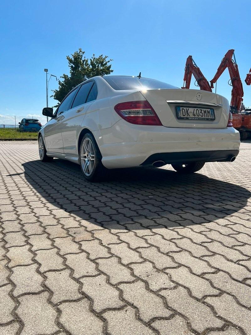 MERCEDES Classe C (W/S204) C 320 CDI 4Matic A...