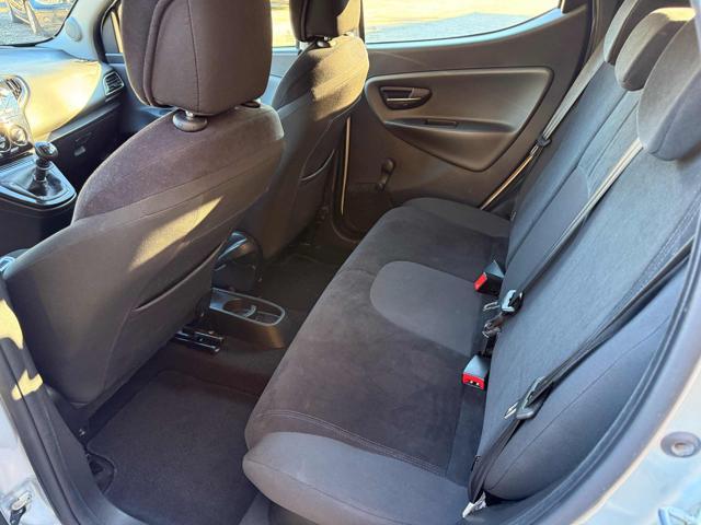 LANCIA Ypsilon 1.2 69 CV 5 porte Gold