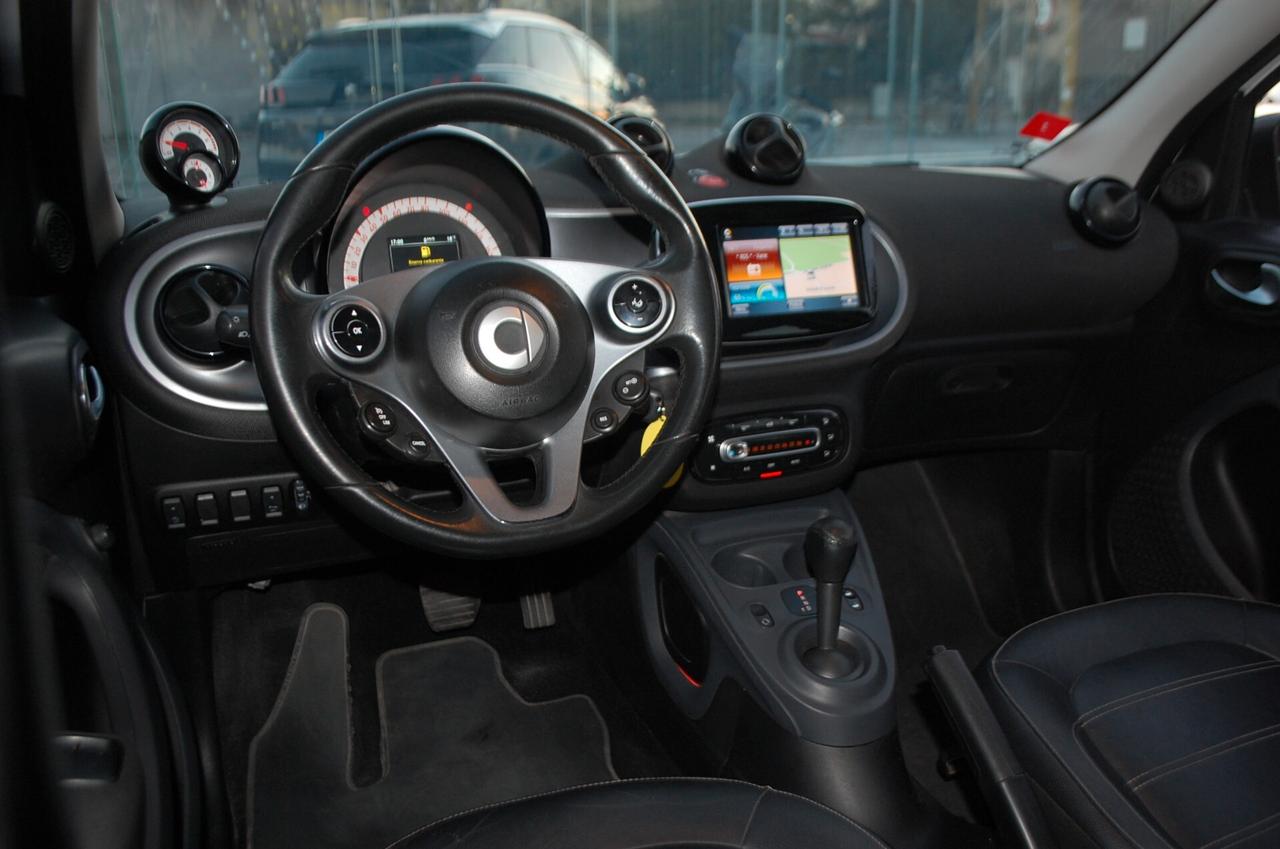 Smart forFour 1.0 Prime 71CV twinamic Cabrio Uff Italy Lega Navi