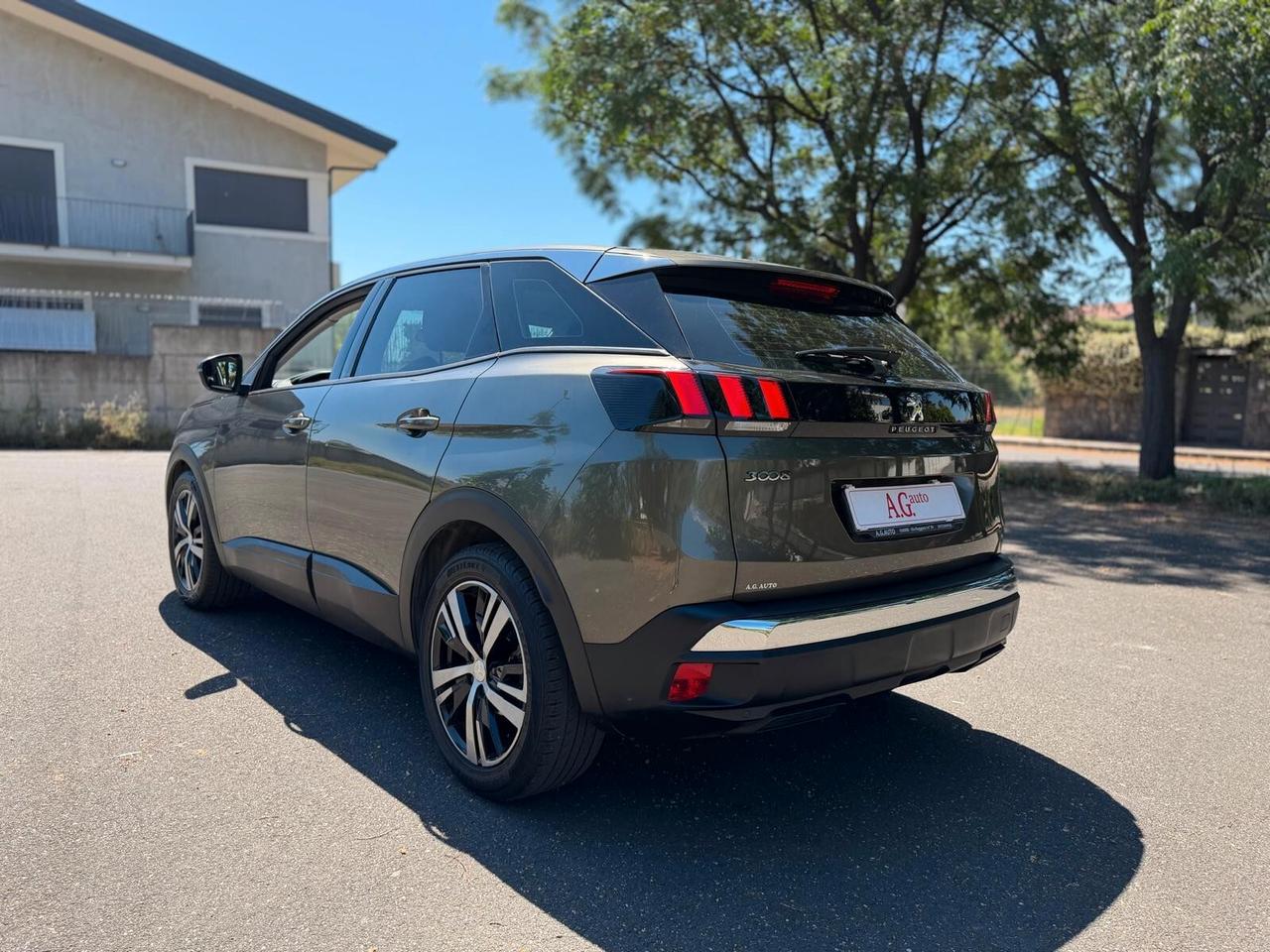 Peugeot 3008 BlueHDi 120 S&S EAT6 Allure