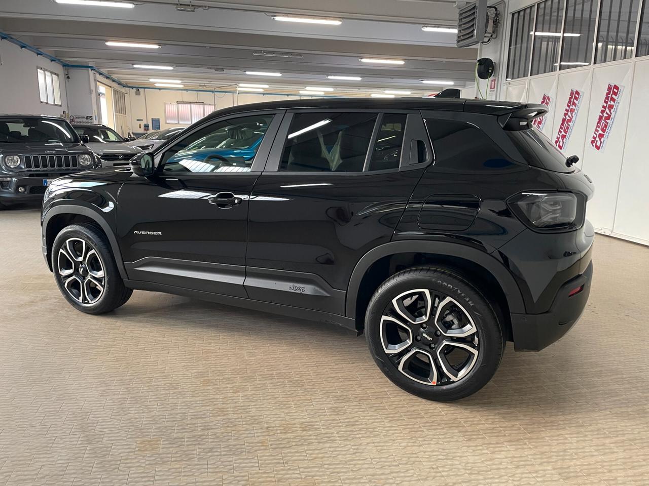 Jeep Avenger 1.2 Turbo 100 CV Summit Km0 Tetto aprib.+Bicolore