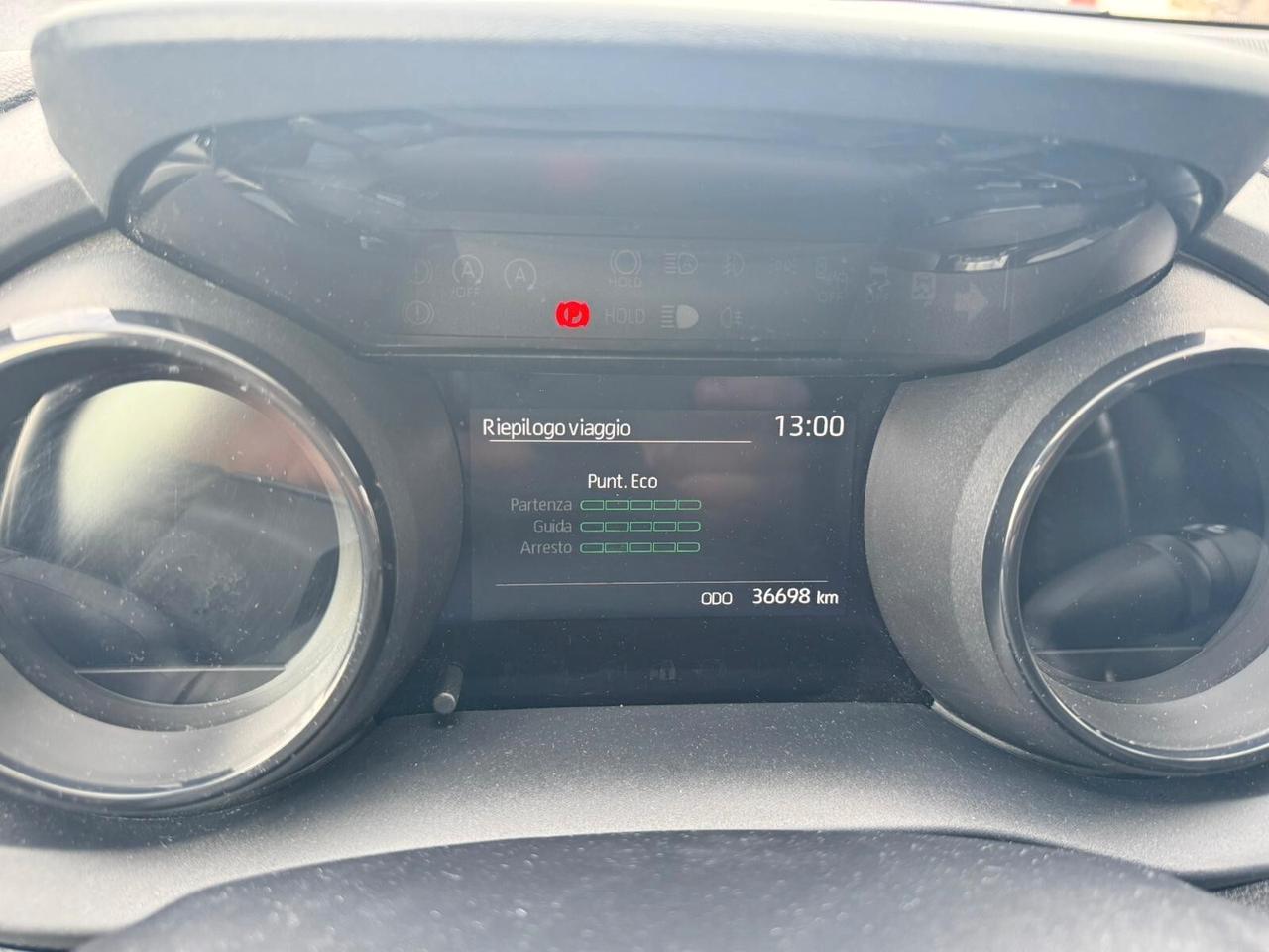 Toyota Yaris 1.5 Hybrid 5 porte Lounge tetto panoramico