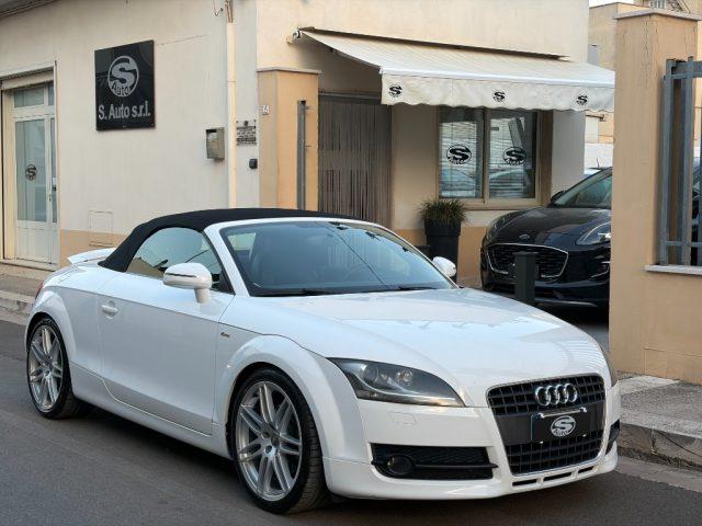 AUDI TT Roadster 1.8 TFSI S-line Bose