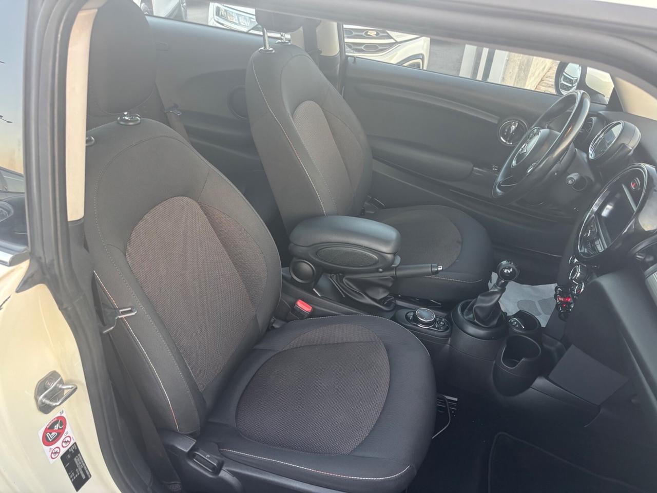 Mini Cooper D Paceman 1.6