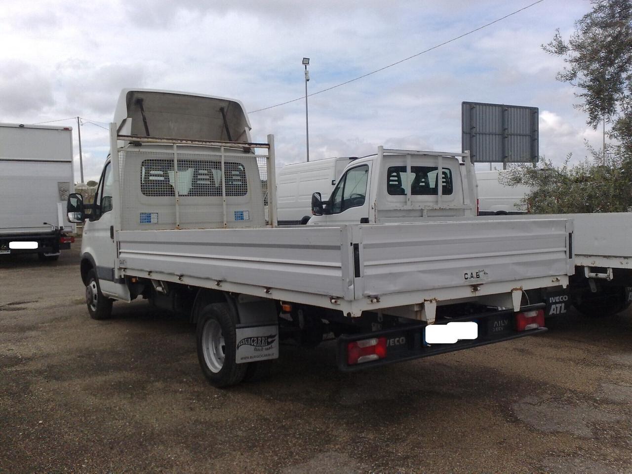 Iveco Daily 35c14 3000cc C.FISSO - 2011