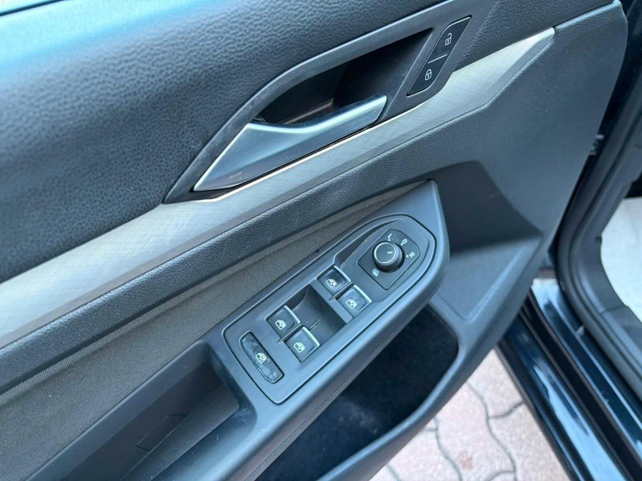Volkswagen Golf 2.0 TDI 150 CV DSG SCR Life