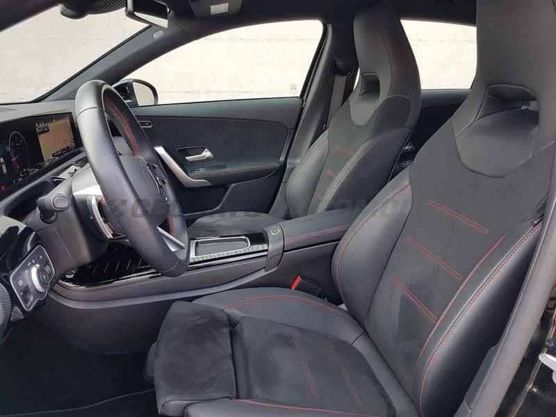Mercedes-Benz Classe A A 180 d AMG Line Premium auto