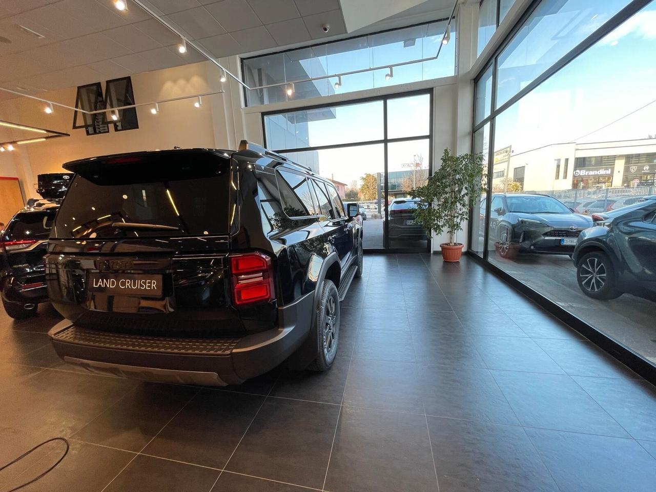 Toyota Land Cruiser Land Cruiser 2.8 D4D A/T AWD Adventure
