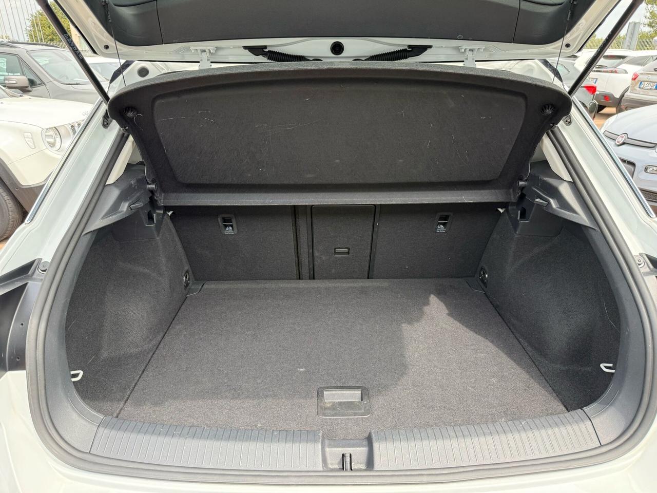 Volkswagen T-Roc 1.0 TSI Style 110cv