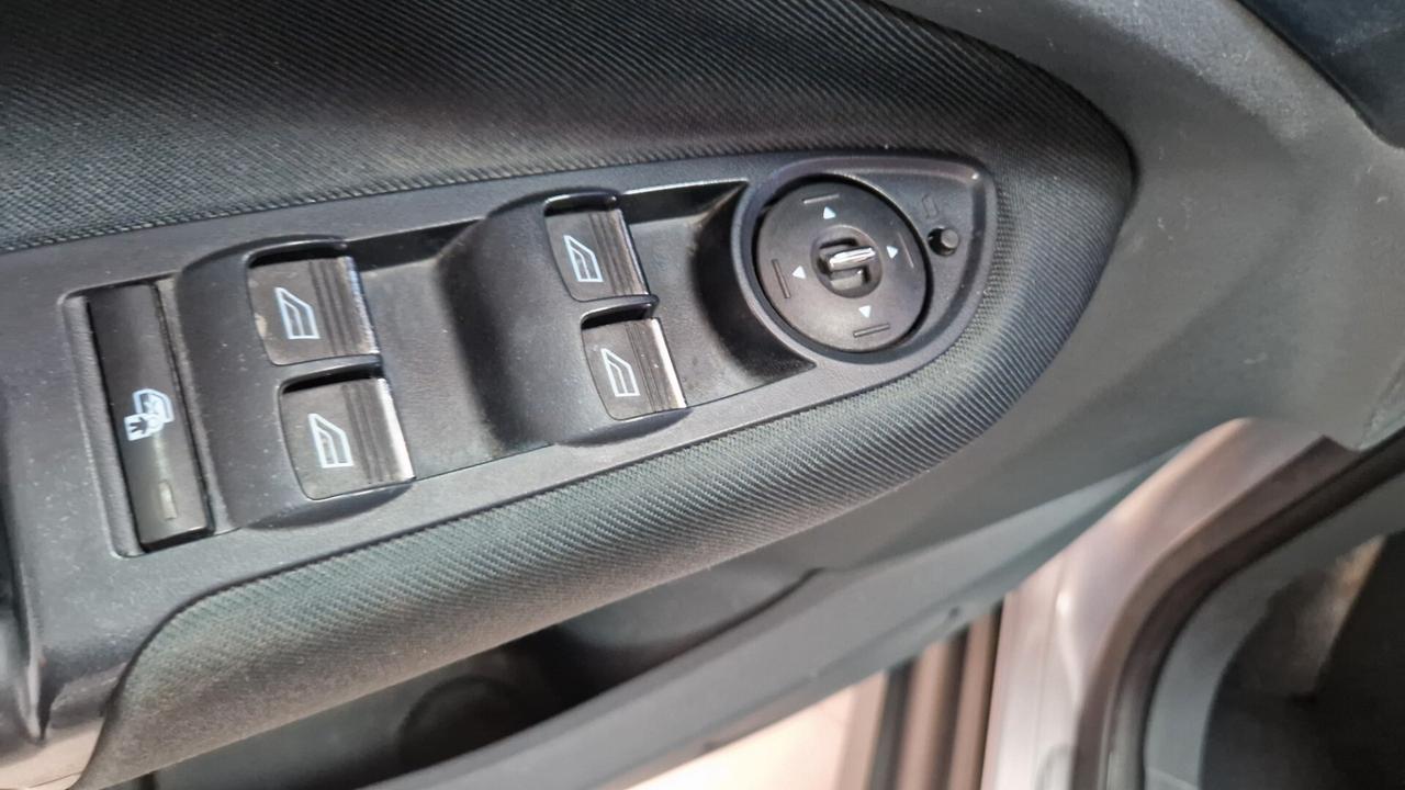 Ford C-Max 1.6 TDCi 115CV Titanium