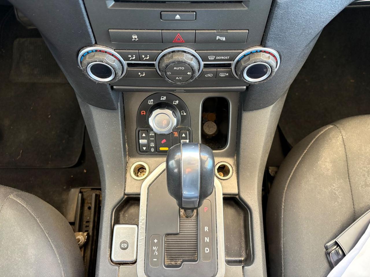 Land Rover Discovery 4 SE 2.7 TDV6 #10238