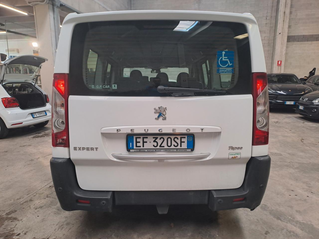 PEUGEOT EXPERT 2.0 HDI 6P + PEDANA DISABILI