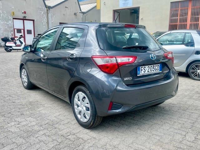 Toyota Yaris 1.5 Hybrid 5 porte Business Garanzia 12M
